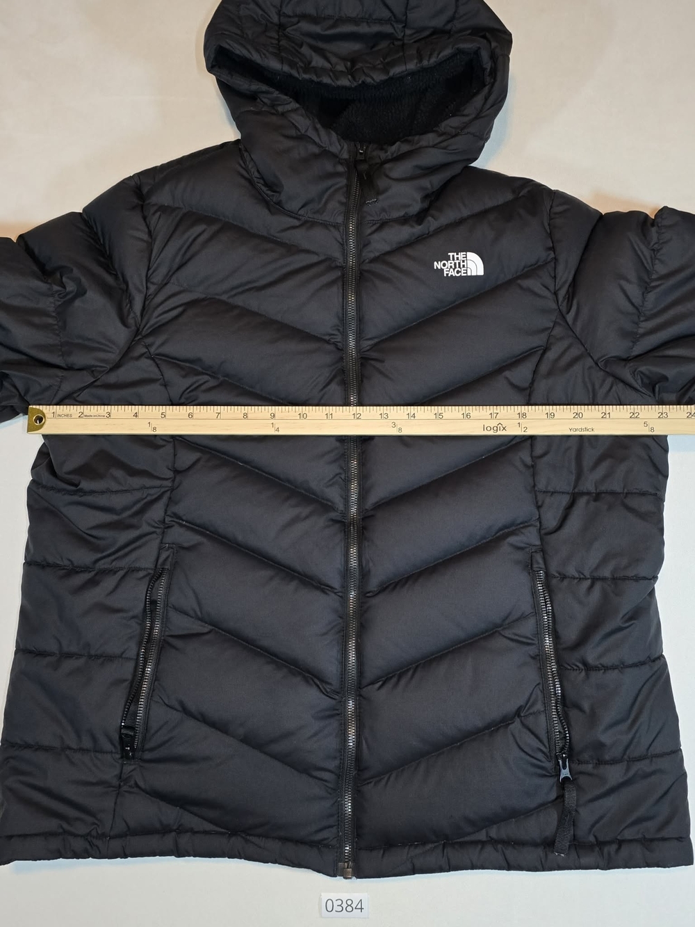 The North Face Women’s Black Hooded Puffer Jacket - Picture 4 of 8